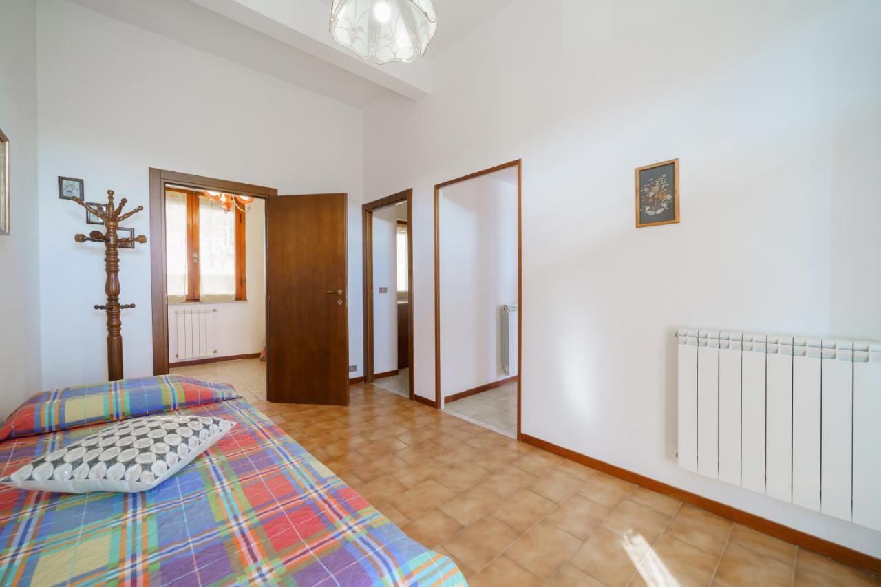 Trilocale Sara Apartman Portoferraio Kültér fotó