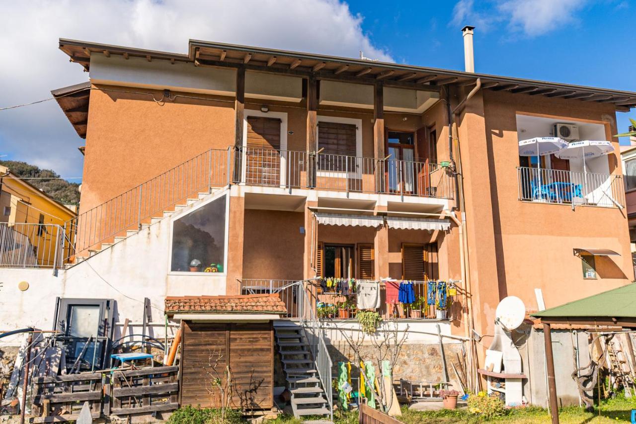 Trilocale Sara Apartman Portoferraio Kültér fotó